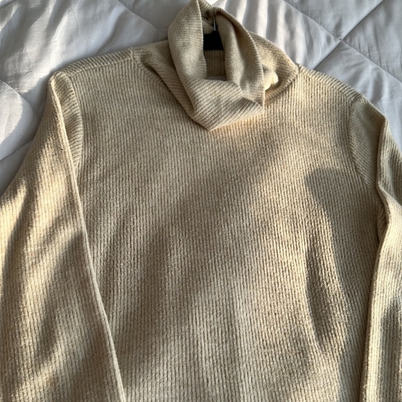 Sweater dress in cream - Picture 2 of 2